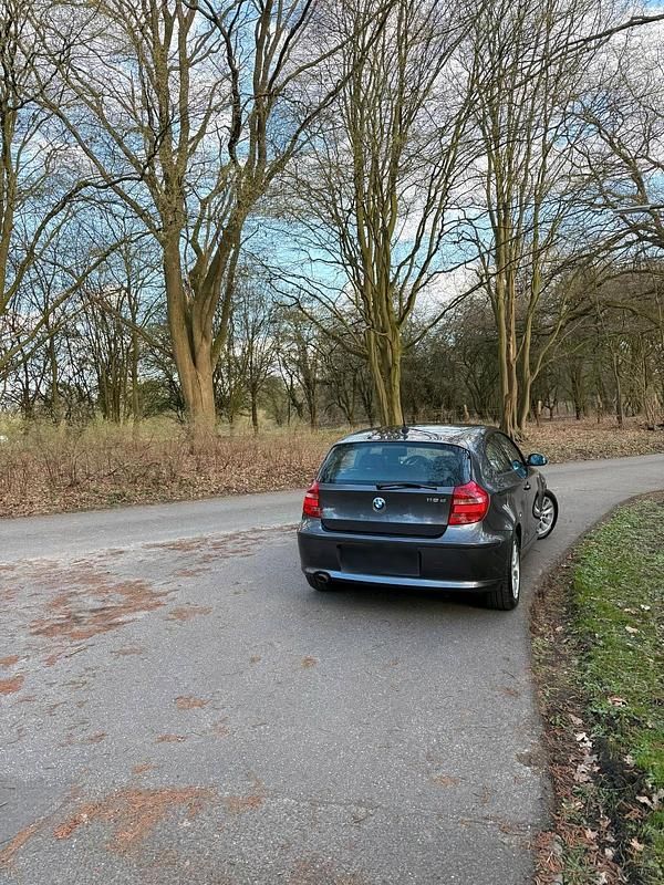 Gebraucht BMW 120 145 PS (106 kW) 2008 Grau Kleinwagen