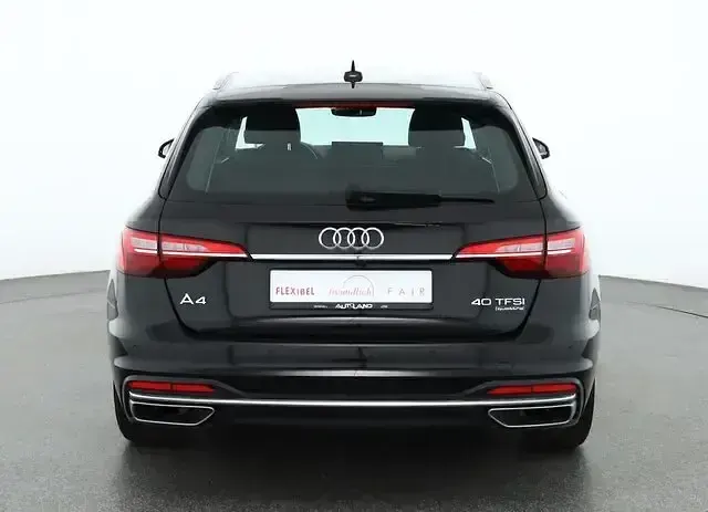 Gebraucht Audi A4 Advanced 204 PS (150 kW) 2023 Schwarz Kombi
