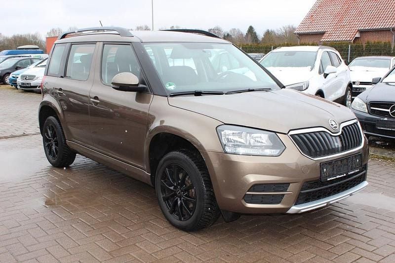 Gebraucht Skoda Yeti 110 PS (80 kW) 2015 Braun SUV