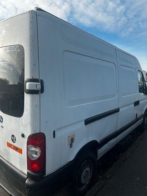 Gebraucht Nissan Interstar 114 PS (83 kW) 2003 Weiß Van