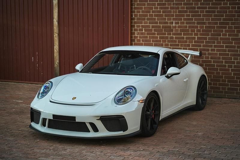Weiß Gebraucht 2017 Porsche 911 GT3 Chrono Coupé | 139.950 € (Superpreis) - Bild 1/4