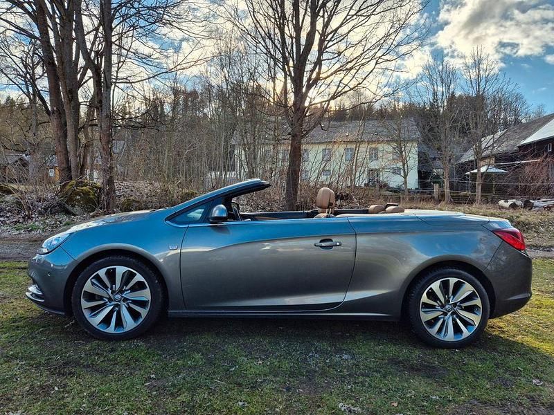 Gebraucht Opel Cascada Ultimate 170 PS (125 kW) 2018 Grau Cabrio