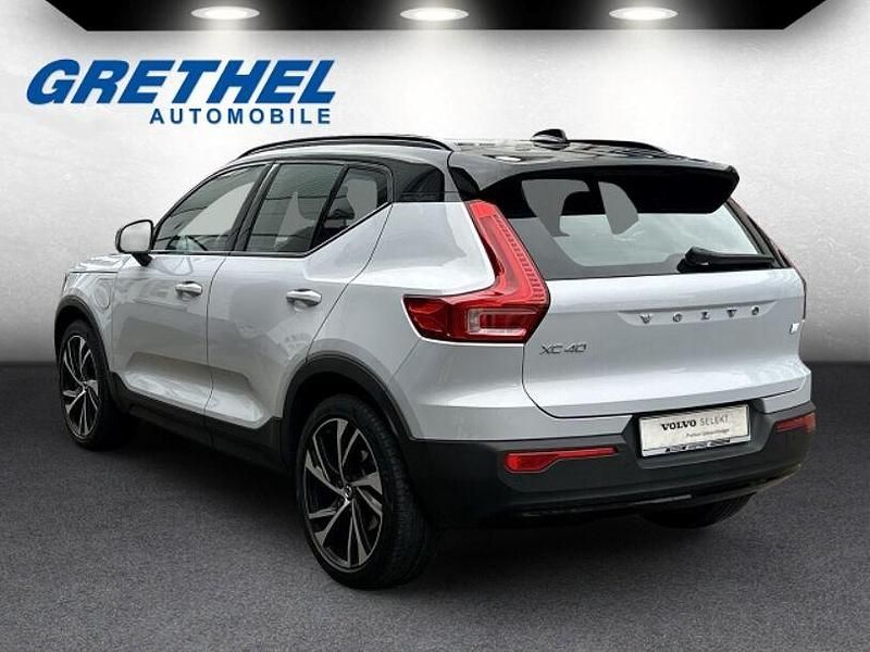 Gebraucht Volvo XC40 R-Design 211 PS (155 kW) 2021 Silber SUV