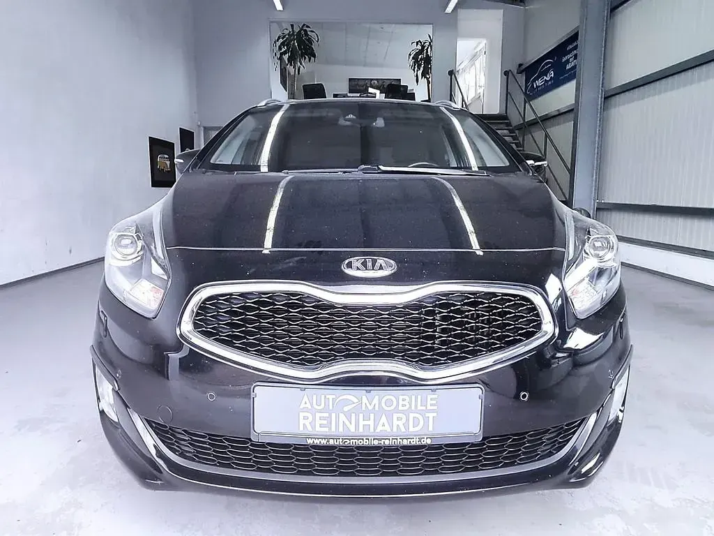 Gebraucht Kia Carens 141 PS (103 kW) 2016 Schwarz Van / Kleinbus
