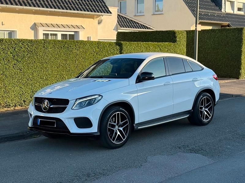 Weiß Gebraucht 2015 Mercedes GLE350 AMG Coupé | 38.000 € (Fairer Preis) - Bild 1/4