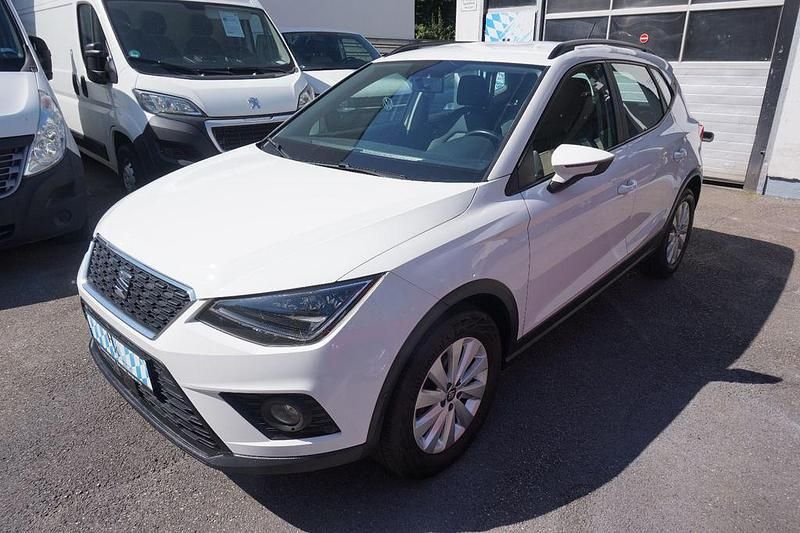 Weiß Gebraucht 2020 Seat Arona Style SUV | 9.999 € (Fairer Preis) - Bild 1/4