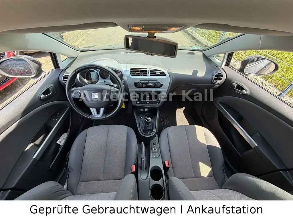 Gebraucht Seat Leon Stylance 125 PS (91 kW) 2011 Schwarz Kleinwagen