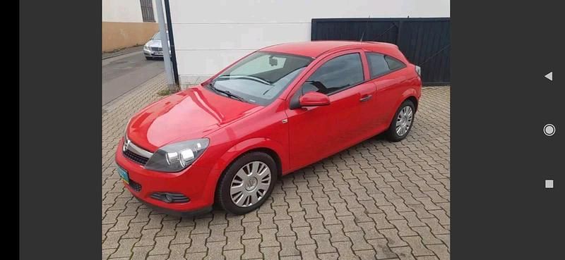 Second-hand Opel Astra 90 CP (66 kW) 2009 Roșu Coupe