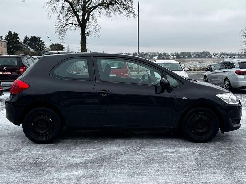 Gebraucht Toyota Auris Sol 97 PS (71 kW) 2007 Schwarz Kleinwagen