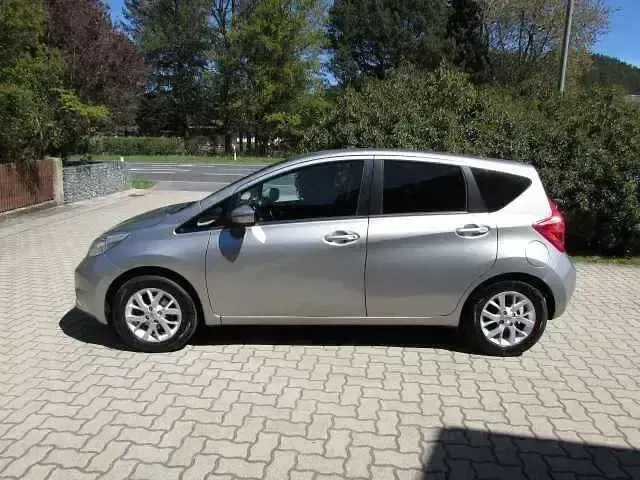 Usata Nissan Note Acenta 90 CV (66 kW) 2016 Argento Utilitaria