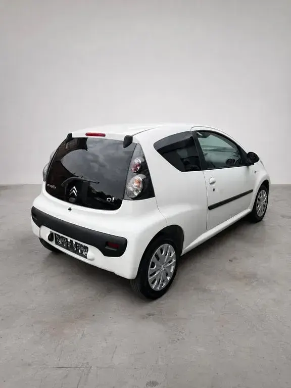 Gebraucht Citroën C1 SELECTION 68 PS (50 kW) 2014 Weiß Kleinwagen