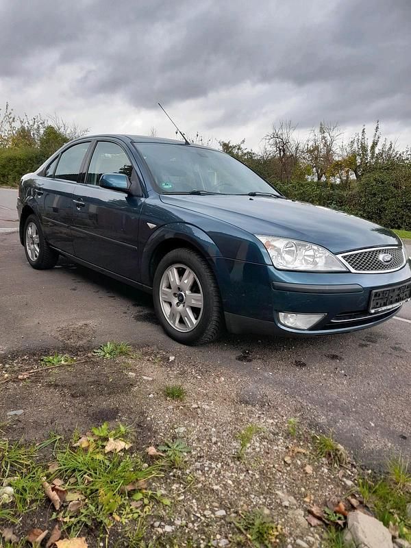 Blau Gebraucht 2005 Ford Mondeo Limousine | 1.799 € (Fairer Preis) - Bild 1/4