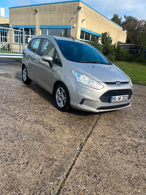 Grau Gebraucht 2013 Ford B-MAX Van / Kleinbus | 3.490 € (Guter Preis) - Bild 1/4