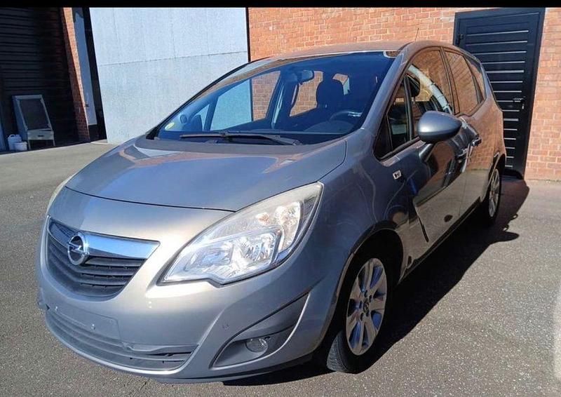 Gebraucht Opel Meriva Edition 95 PS (69 kW) 2011 Grau Van / Kleinbus