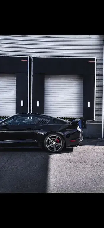 Gebraucht Ford Mustang GT 421 PS (309 kW) 2016 Schwarz