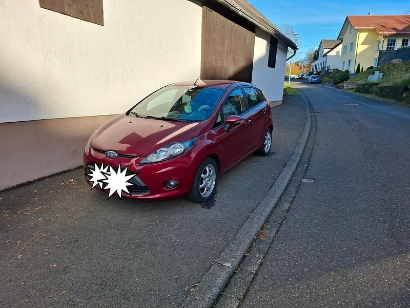 Andere farben Gebraucht 2009 Ford Fiesta Trend Limousine | 2.199 € (Guter Preis) - Bild 1/4