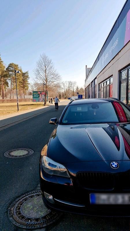 Gebraucht BMW 520 184 PS (135 kW) 2012 Schwarz Kombi