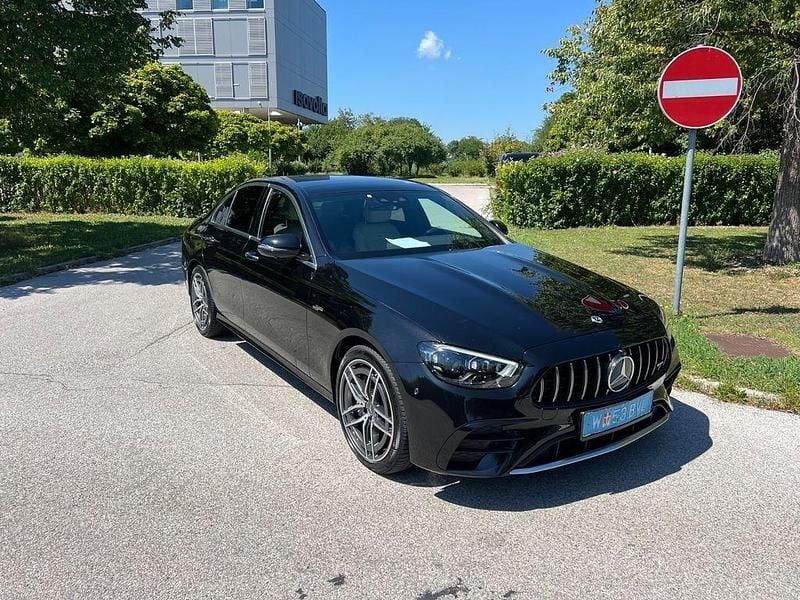 Schwarz Gebraucht 2021 Mercedes E53 AMG AMG Limousine | 56.000 € - Bild 1/4