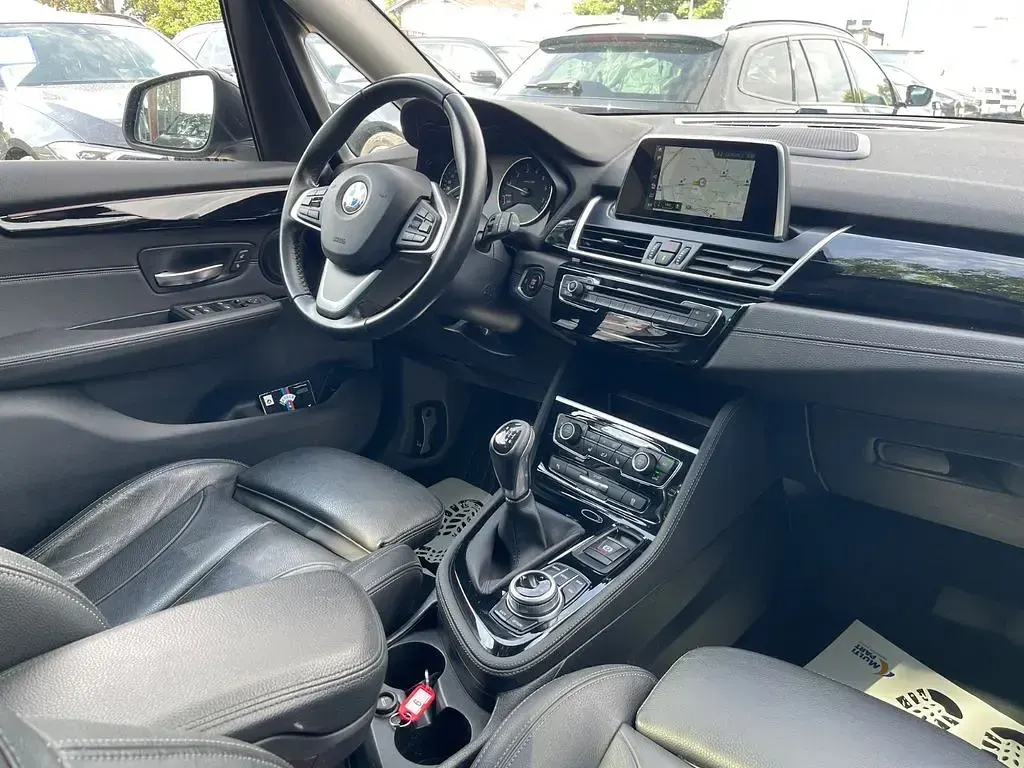 Gebraucht BMW 218 Active Tourer Sport Line 136 PS (100 kW) 2018 Schwarz Van / Kleinbus