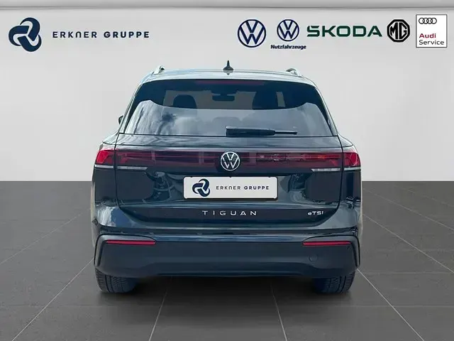 Gebraucht VW Tiguan Goal 150 PS (110 kW) 2025 Grenadillschwarz metallic SUV