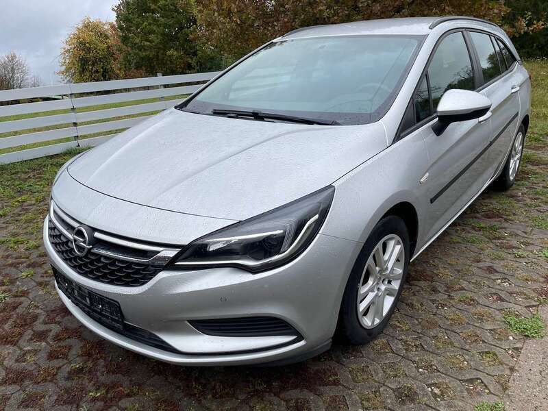 Argon silber/ice silver Gebraucht 2018 Opel Astra Kombi | 11.999 € (Fairer Preis) - Bild 1/4