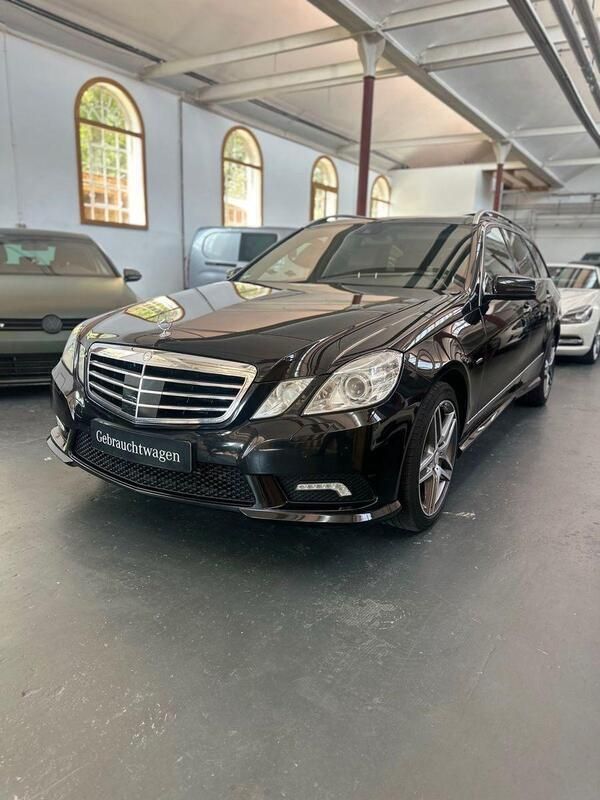 Schwarz Gebraucht 2011 Mercedes E350 AMG line Kombi | 10.800 € (Fairer Preis) - Bild 1/4