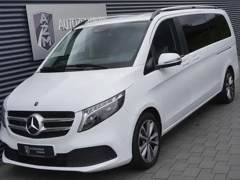 Gebraucht Mercedes V300 Edition 237 PS (174 kW) 2024 Bergkristallweiß metallic Van / Kleinbus
