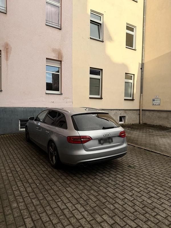 Gebraucht Audi A4 136 PS (100 kW) 2014 Silber Kombi