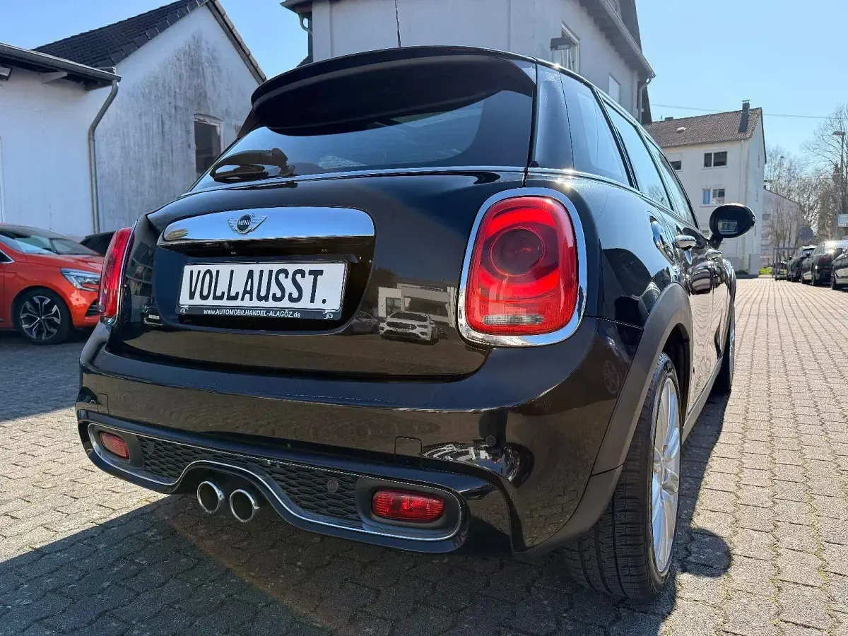 Occasion Mini Cooper SD 170 ch (125 kW) 2017 Noir Citadine