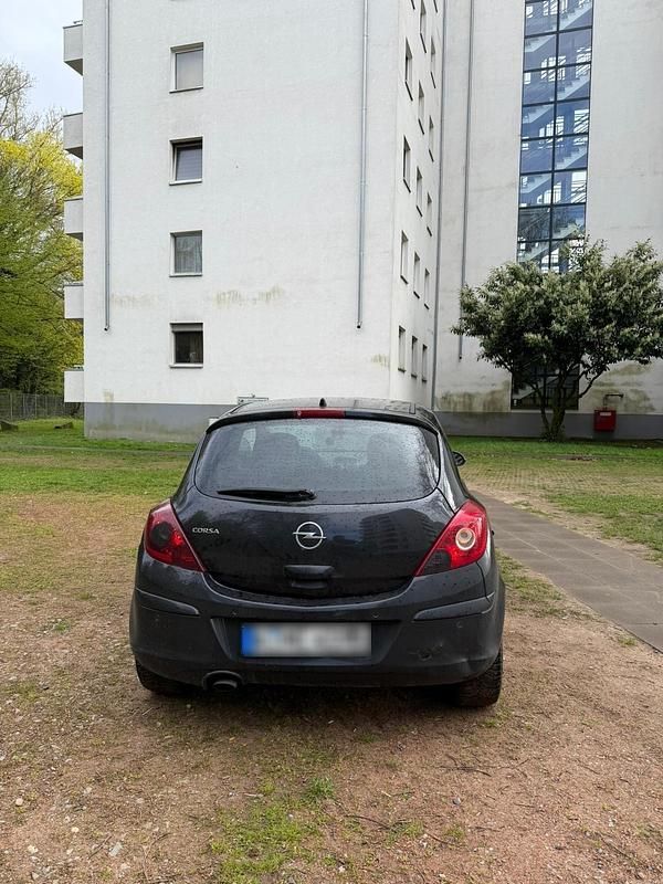 Gebraucht Opel Corsa 80 PS (58 kW) 2010 Schwarz Kleinwagen