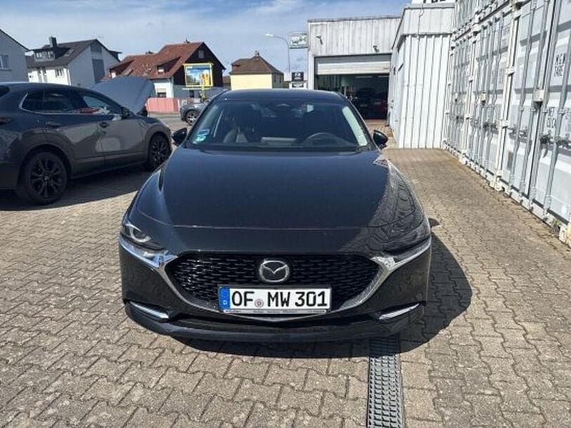 Schwarz Gebraucht 2025 Mazda 3 Takumi-Line Limousine | 31.799 € (Fairer Preis) - Bild 1/4