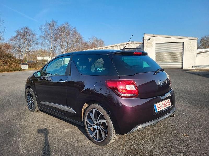 Gebraucht Citroën DS3 82 PS (60 kW) 2018 Violet Kleinwagen