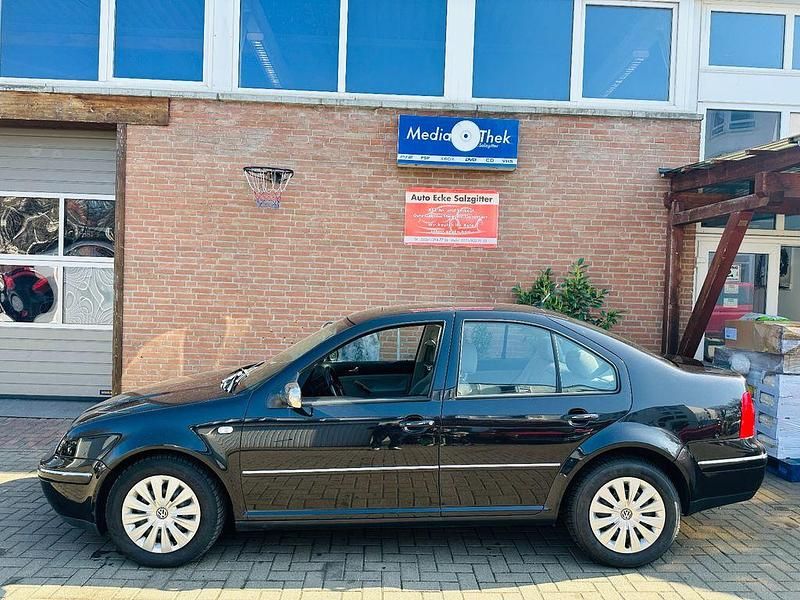 Gebraucht VW Bora Highline 150 PS (110 kW) 2002 Schwarz Limousine