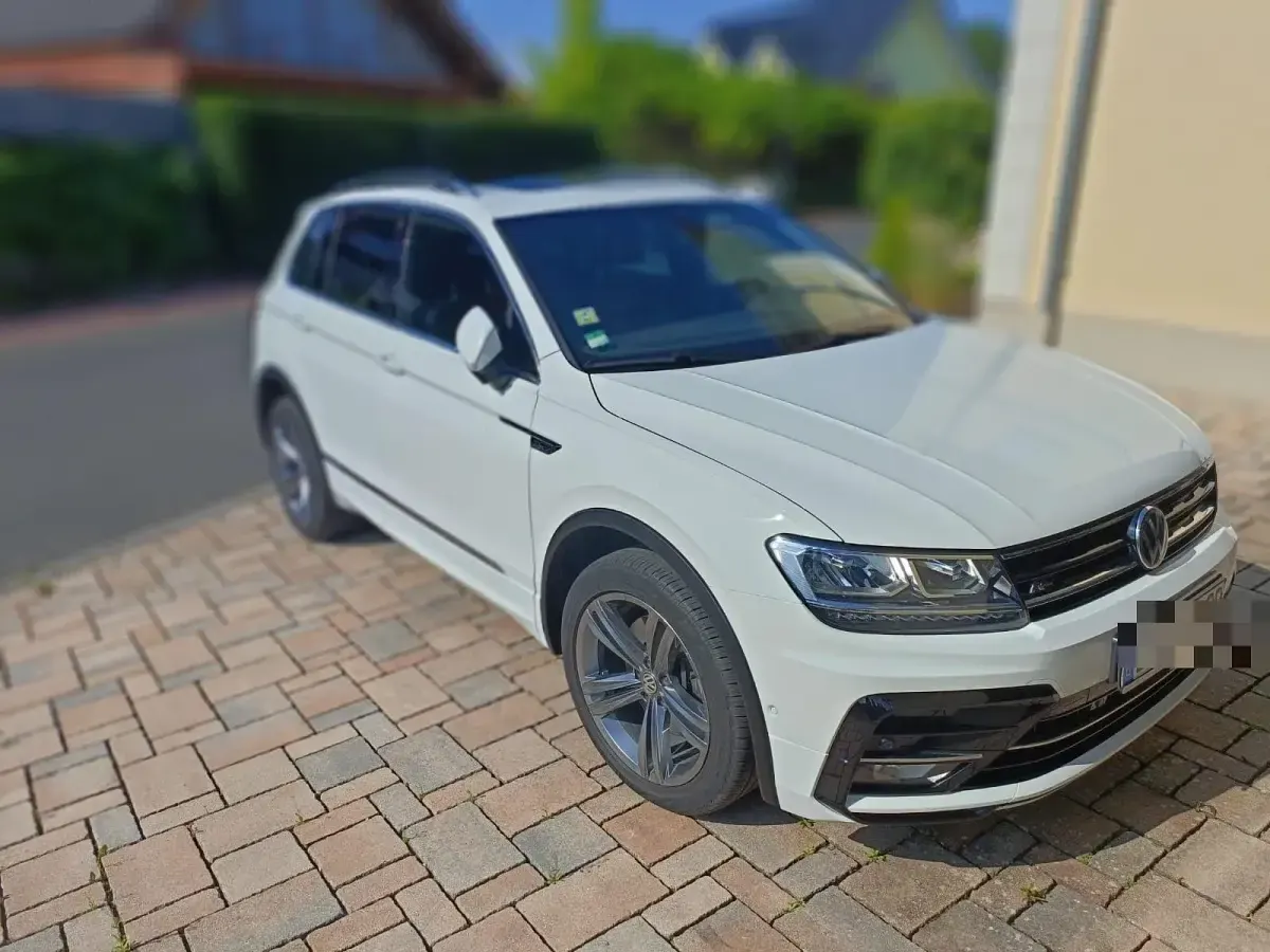 Gebraucht VW Tiguan Highline 220 PS (161 kW) 2018 Weiß SUV