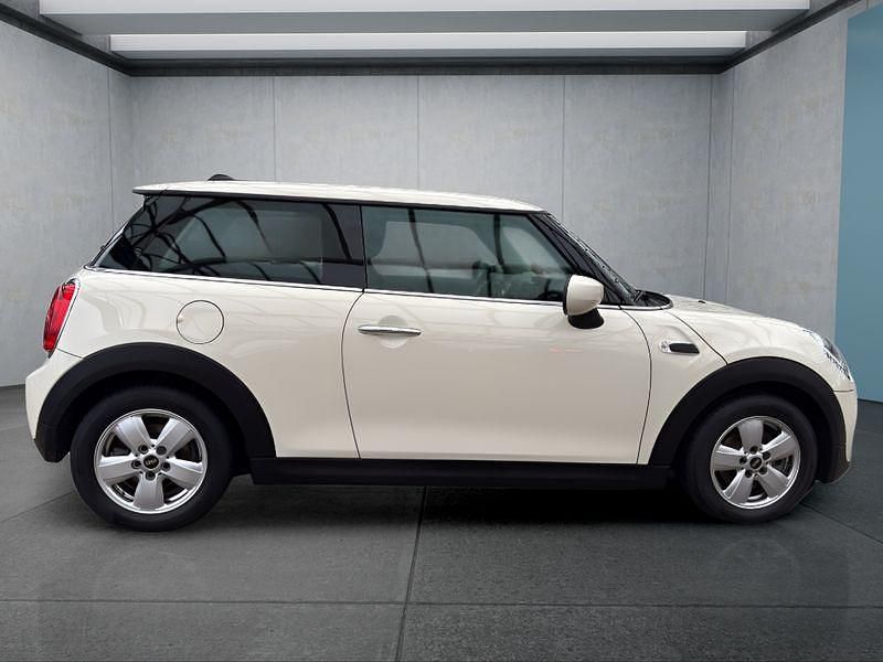 Gebraucht Mini ONE 102 PS (75 kW) 2020 Weiß Kleinwagen
