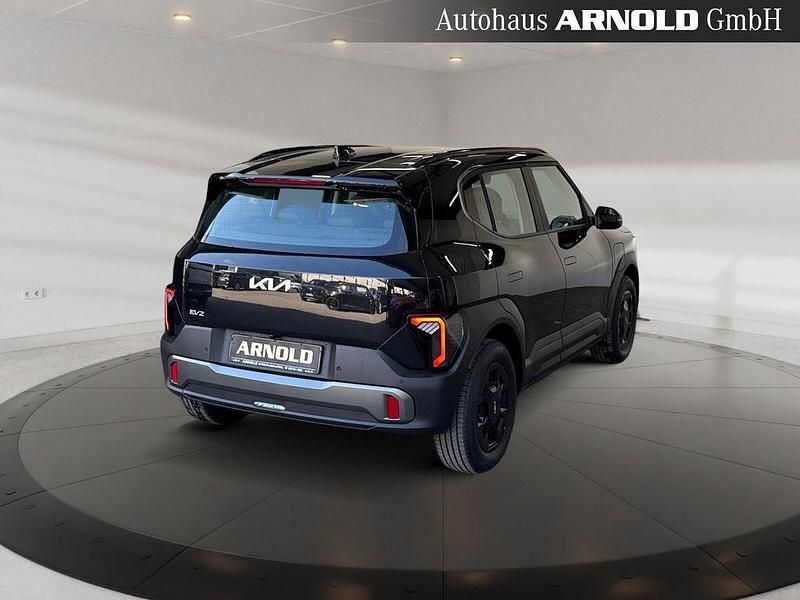 Neu Kia EV2 Air 108 kW (147 PS) 2026 Schwarz SUV