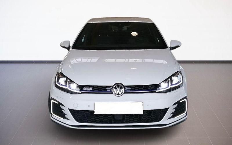 Gebraucht VW Golf VII GTE 204 PS (150 kW) 2017 Weiß Limousine