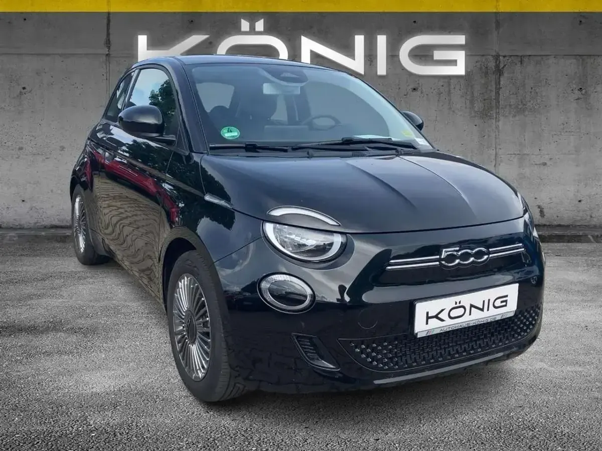 Gebraucht Fiat 500e 86 kW (118 PS) 2023 Schwarz Kleinwagen