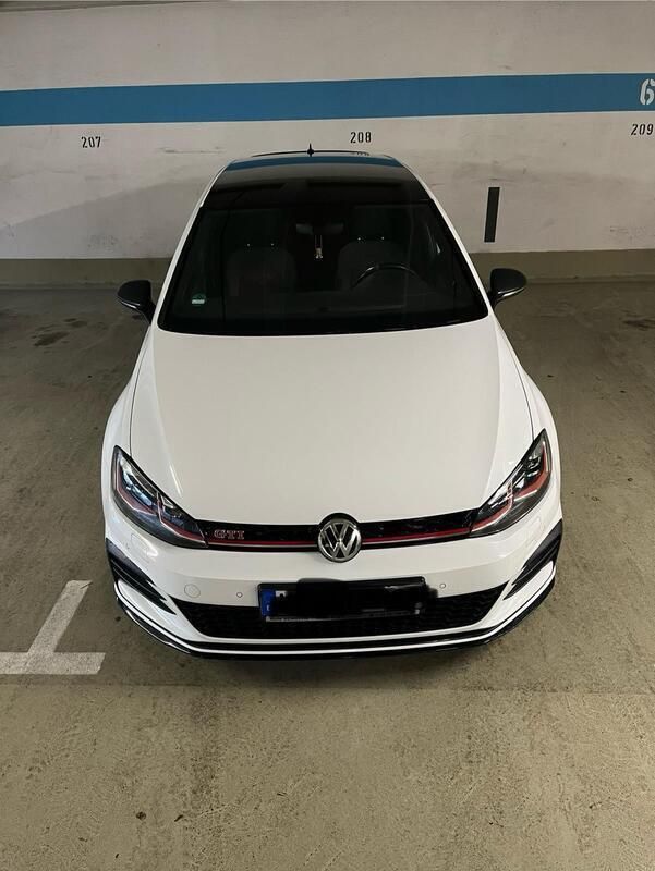Weiß Gebraucht 2019 VW Golf VII GTI Limousine | 25.000 € (Fairer Preis) - Bild 1/4