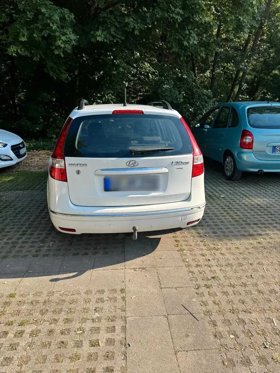 Gebraucht Hyundai i30 90 PS (66 kW) 2009 Weiß Kombi