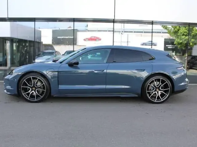 Neu Porsche Taycan 319 kW (435 PS) 2026 Palebluemetallic (blau) (metallic) Limousine