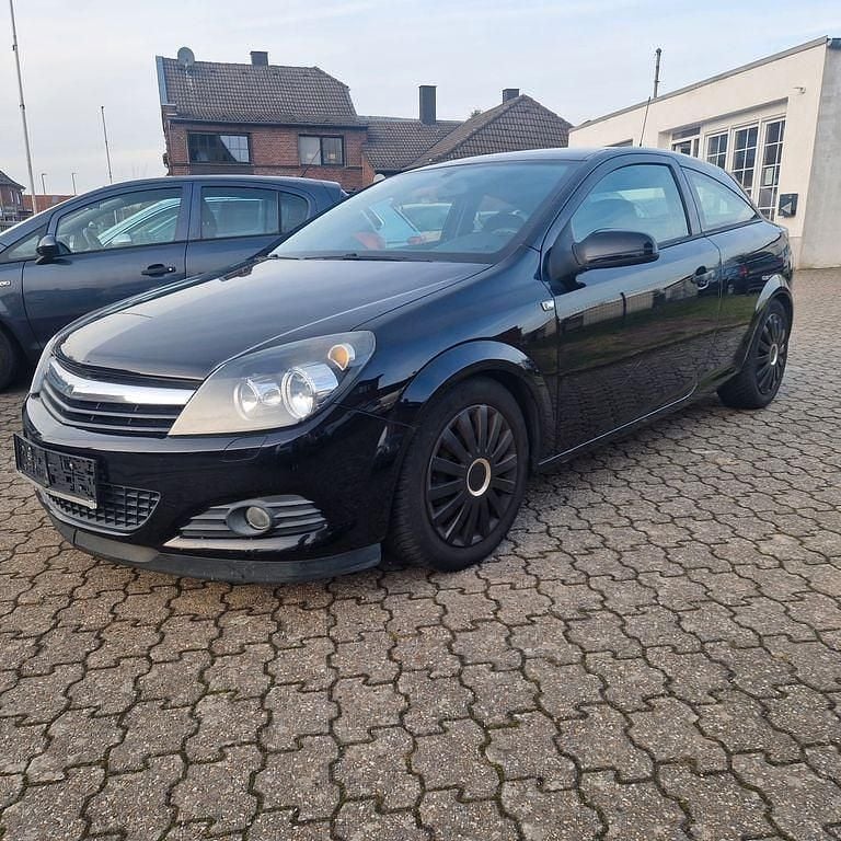 Gebraucht Opel Astra GTC Selection 90 PS (66 kW) 2009 Schwarz Coupé
