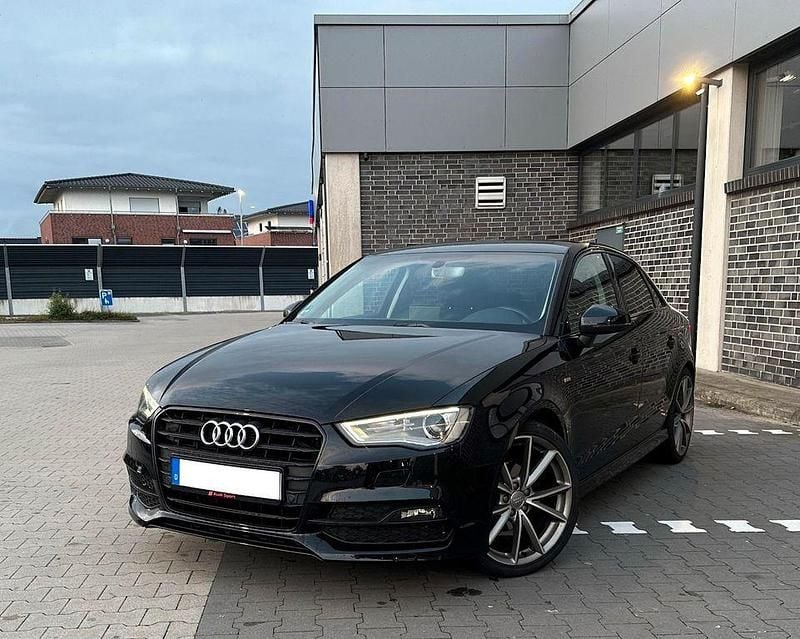 Schwarz Gebraucht 2016 Audi A3 S-Line Limousine | 14.900 € (Guter Preis) - Bild 1/4