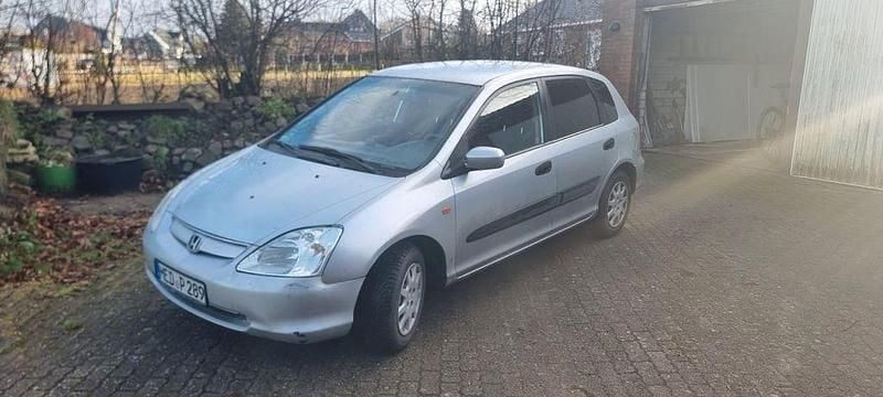 Gebraucht Honda Civic 90 PS (66 kW) 2002 Silber Limousine