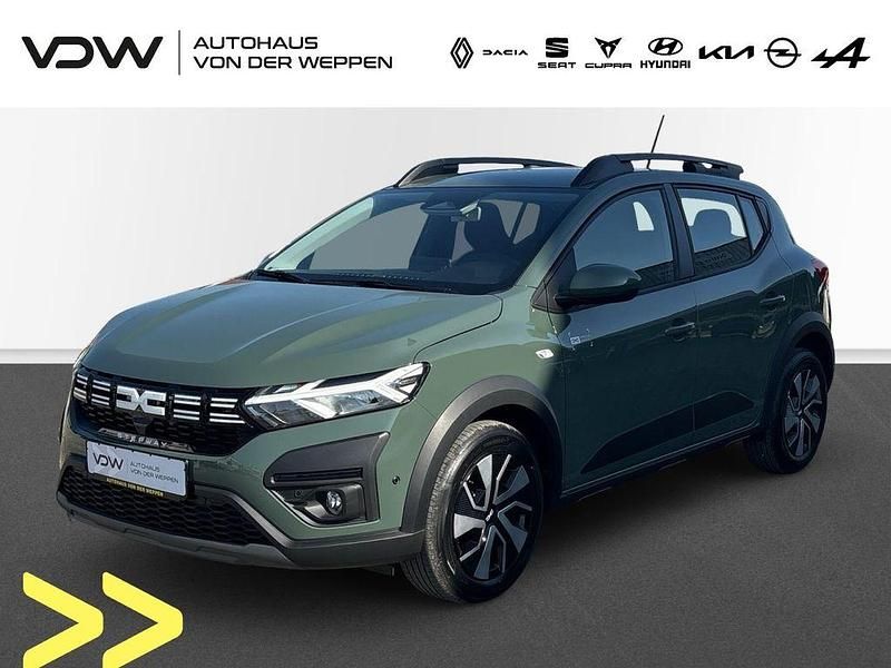 Grau Neu 2025 Dacia Sandero Expression Kleinwagen | 19.120 € (Fairer Preis) - Bild 1/4