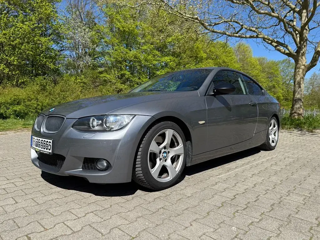 Second-hand BMW 325 Performance 218 CP (160 kW) 2007 Gri Coupe