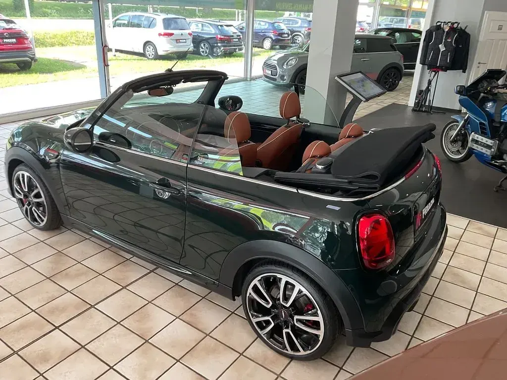 Gebraucht Mini John Cooper Works Cabriolet 231 PS (169 kW) 2024 Grün Cabrio