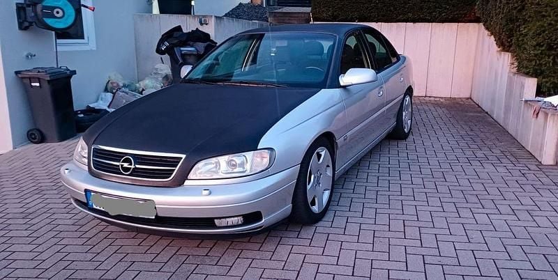 Gebraucht Opel Omega Design Edition 144 PS (105 kW) 2001 Silber Limousine