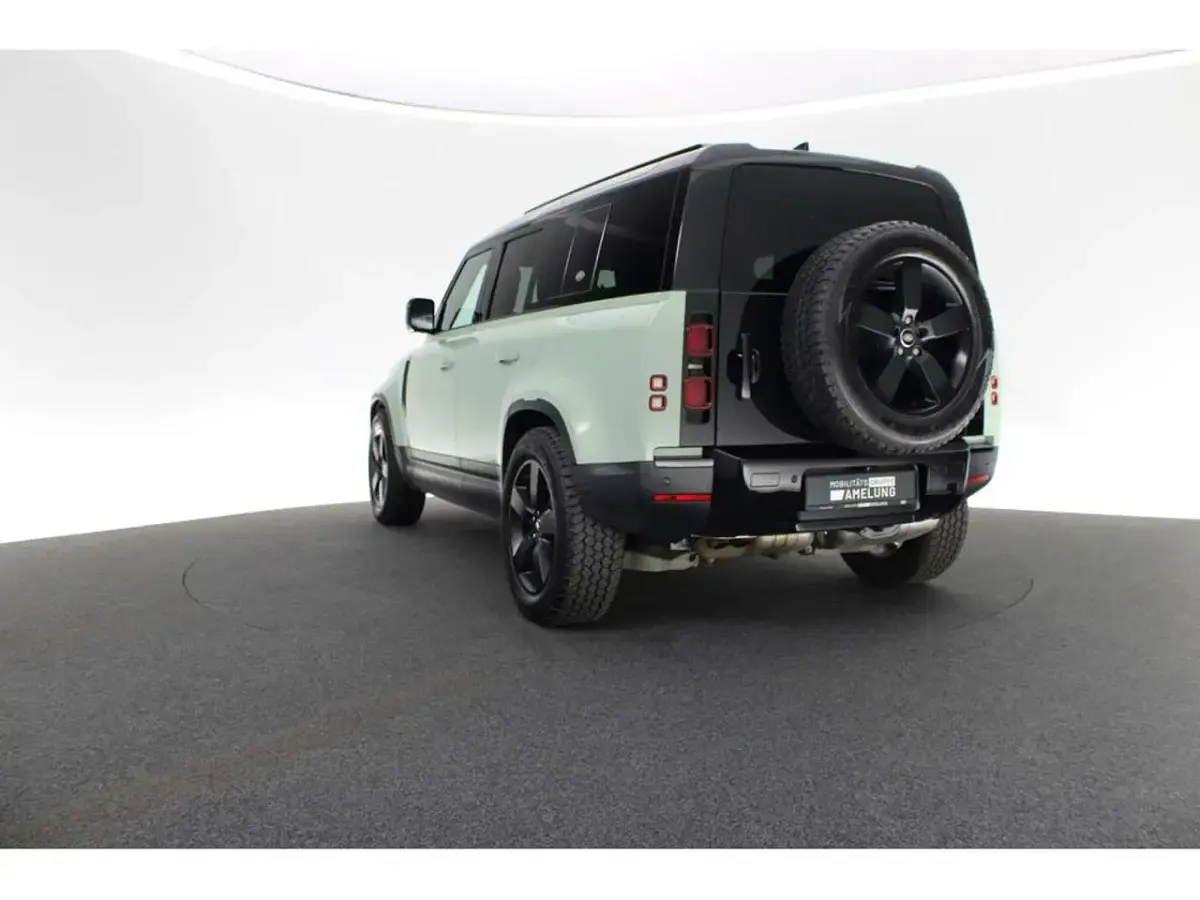 Gebraucht Land Rover Defender 75th Limited Edition 300 PS (2024) in ...