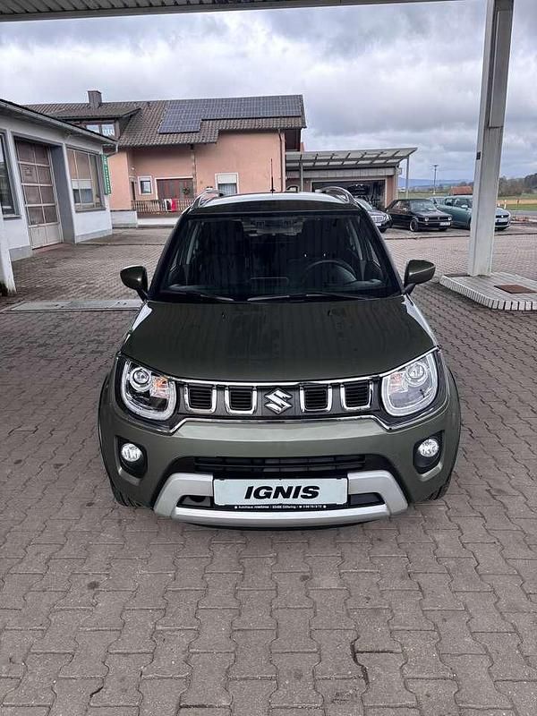Gebraucht Suzuki Ignis Comfort 83 PS (61 kW) 2024 Tough khaki SUV
